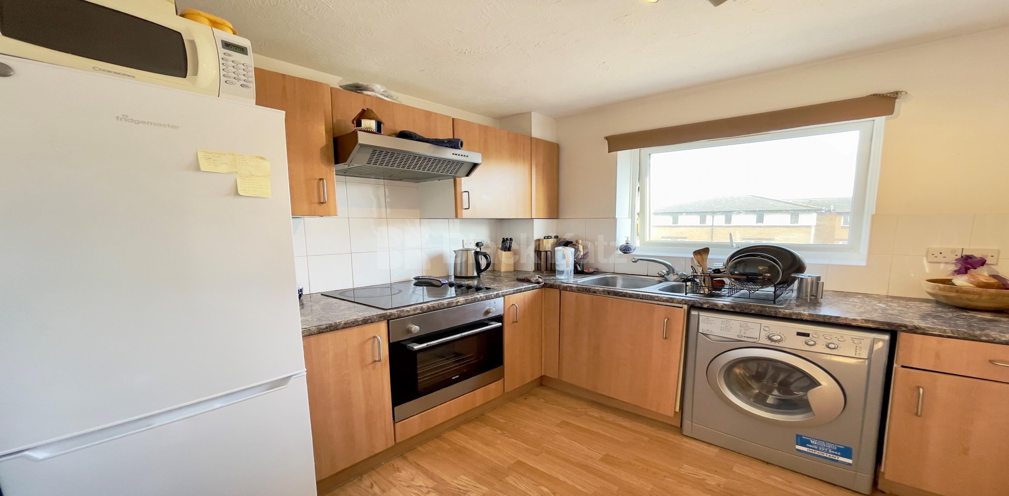 			LET , 1 Bedroom, 1 bath, 1 reception Apartment			 Chaucer Drive, London Bridge/Bermondsey SE1